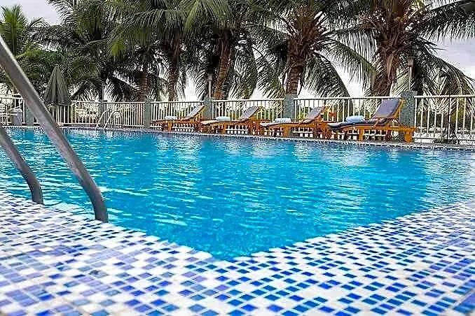 Bayshore Luxe By Prime Hotel 4*